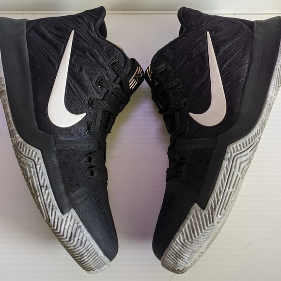 Nike Kyrie 3 Black History Month 2017 - Picture 1 of 4